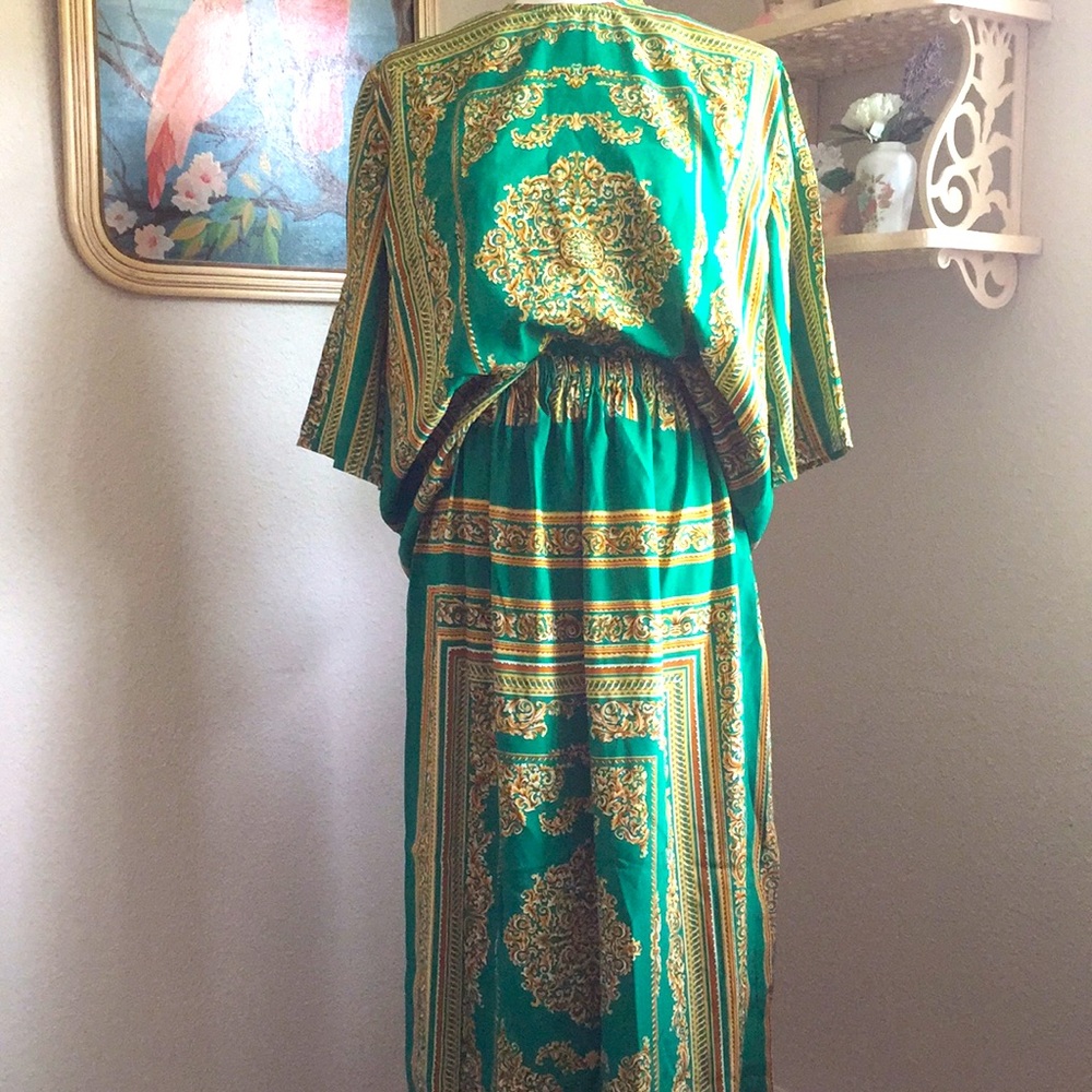 1980’s Green / Gold Baroque Printed Set